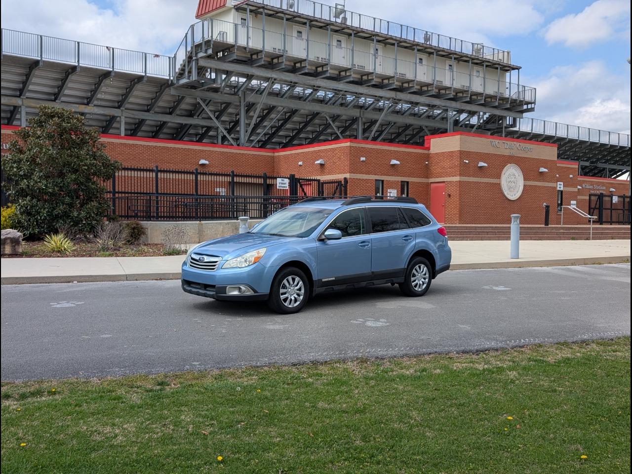 Subaru Outback 2.5i Premium 2010