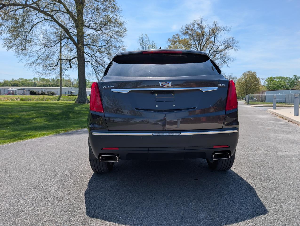 Cadillac XT5 Premium Luxury 4D SUV FWD 2017