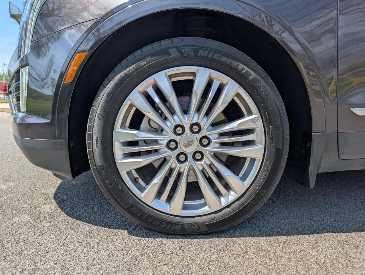 Cadillac XT5 Premium Luxury 4D SUV FWD 2017