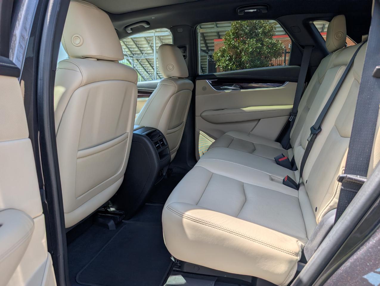 Cadillac XT5 Premium Luxury 4D SUV FWD 2017