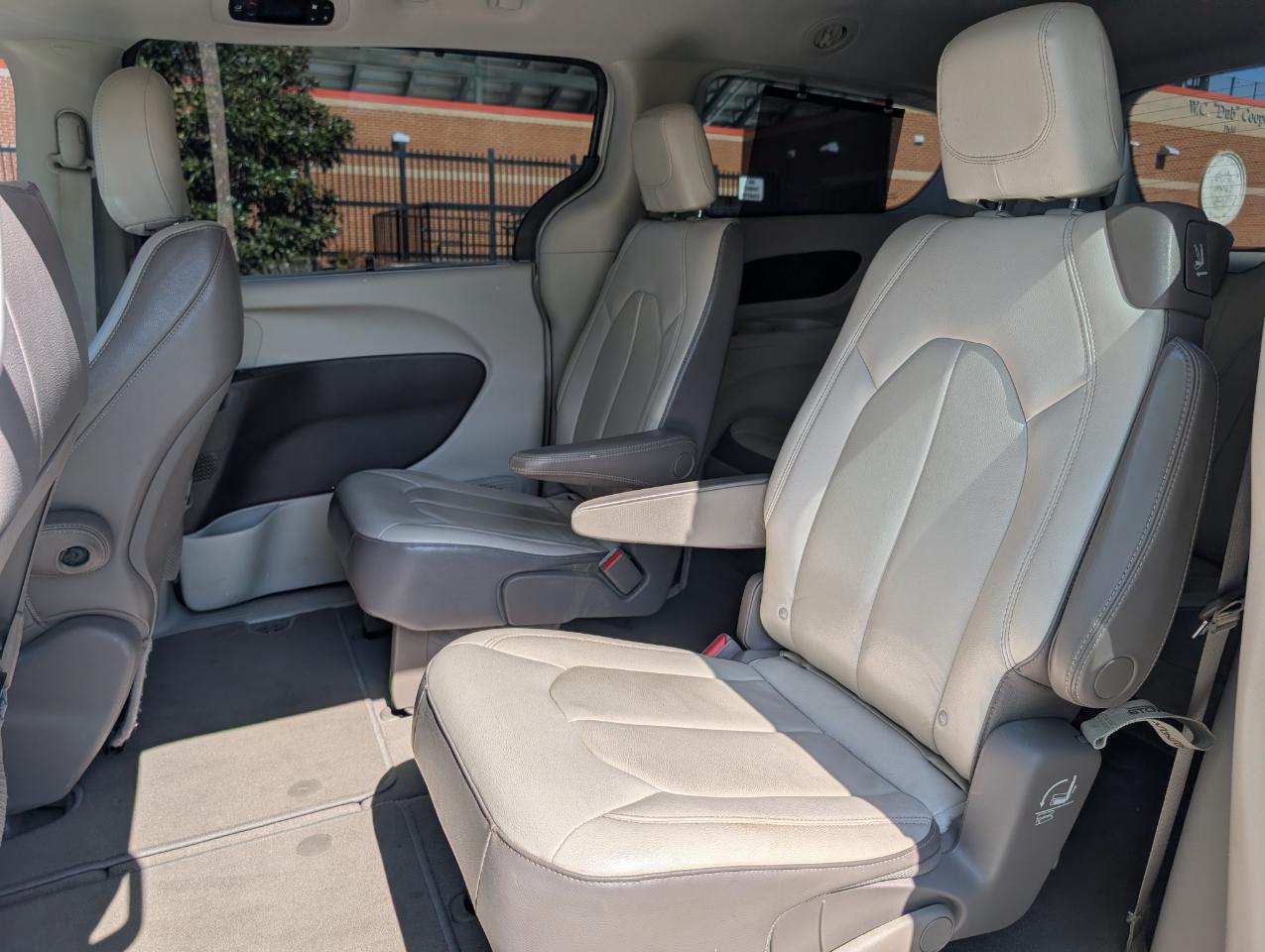 Chrysler Pacifica Touring-L 2017