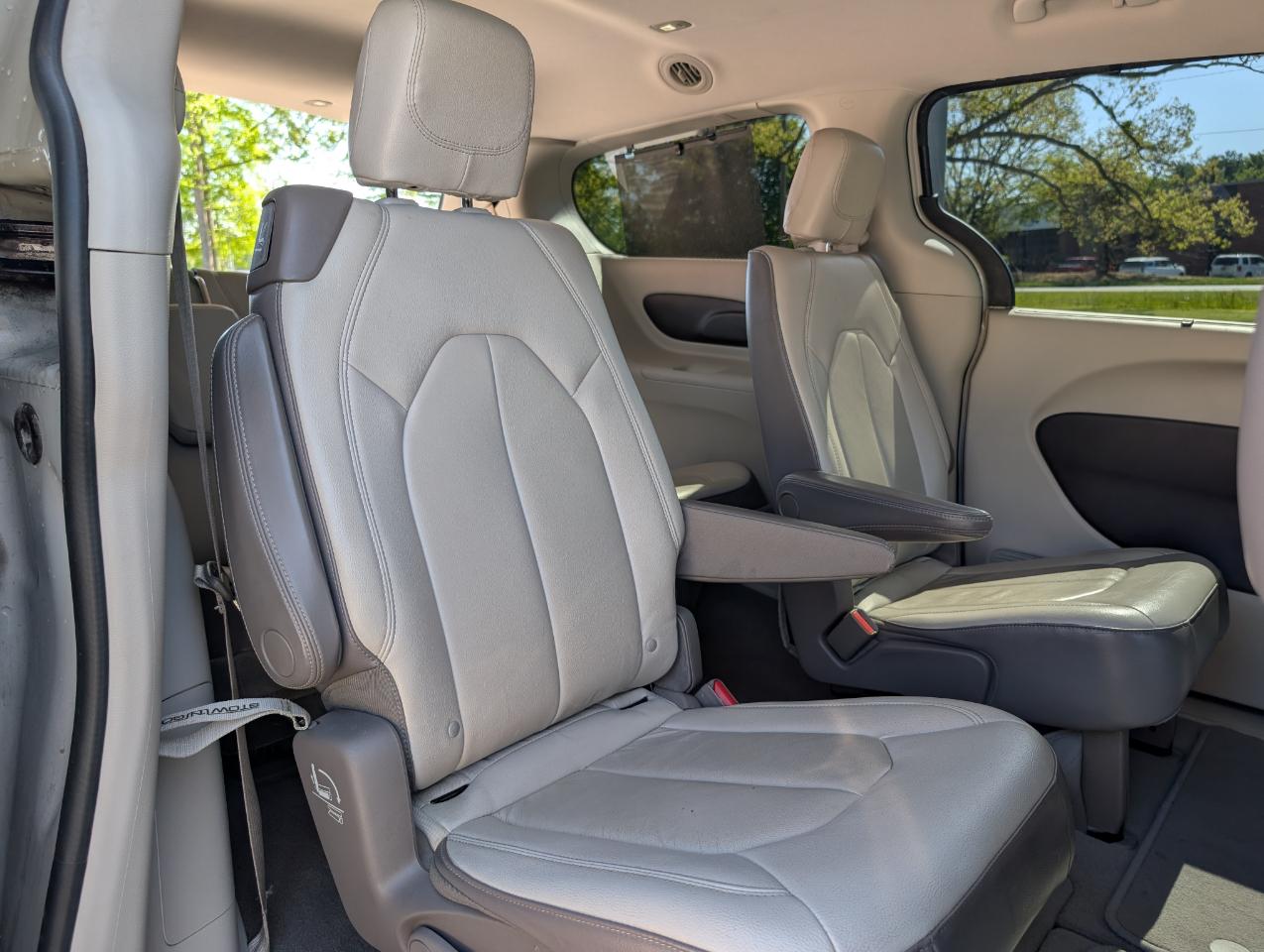 Chrysler Pacifica Touring-L 2017