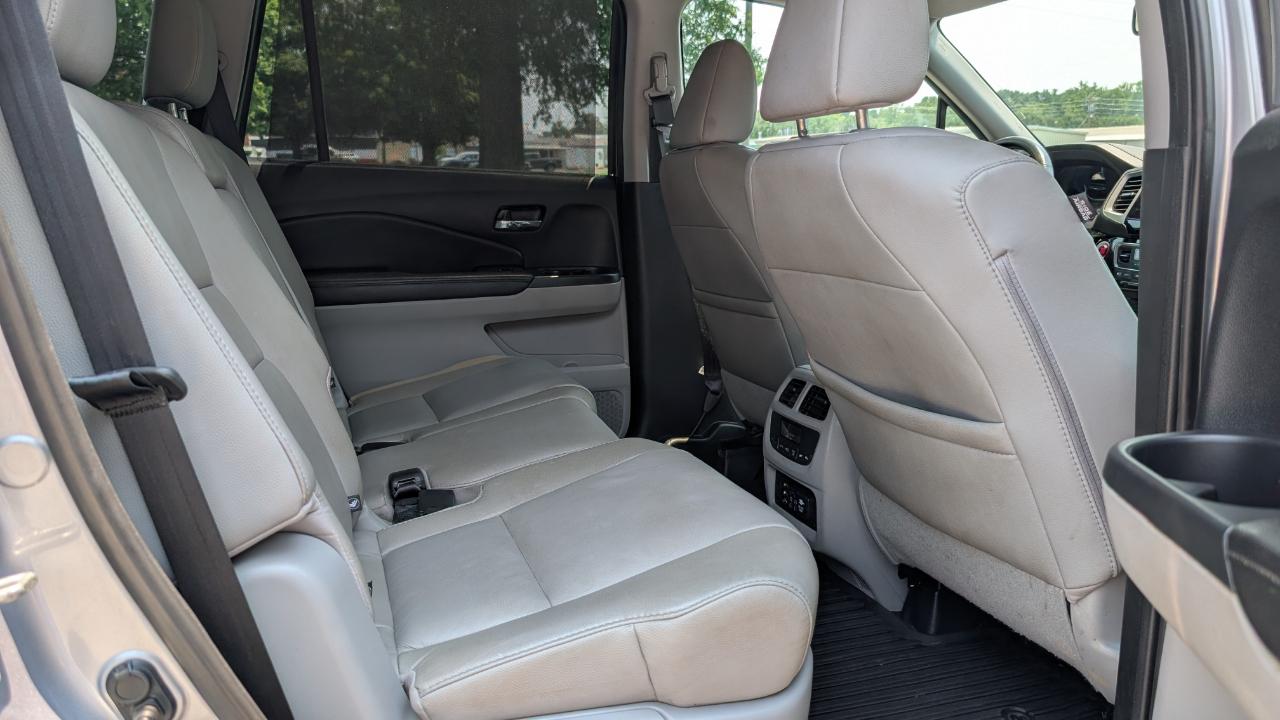 Honda Pilot Touring 2WD 2016
