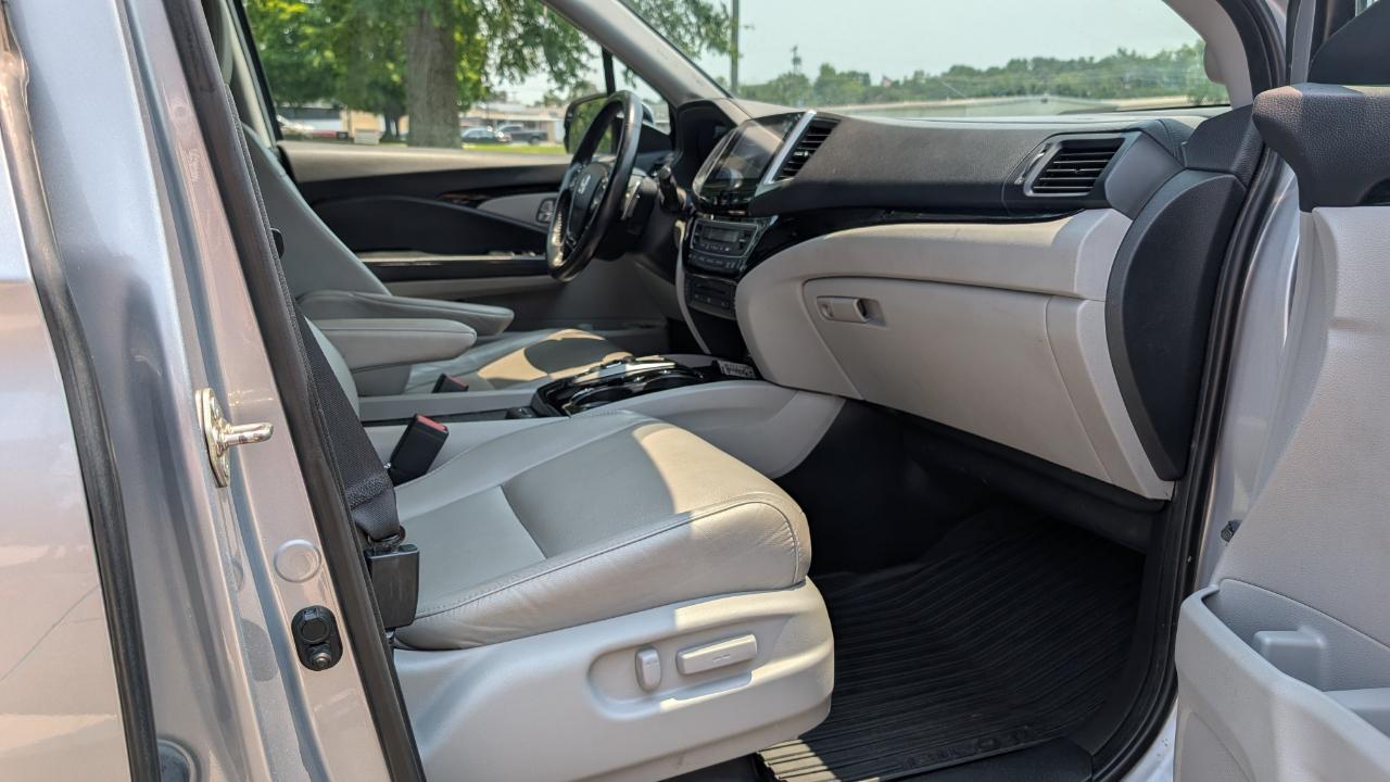 Honda Pilot Touring 2WD 2016