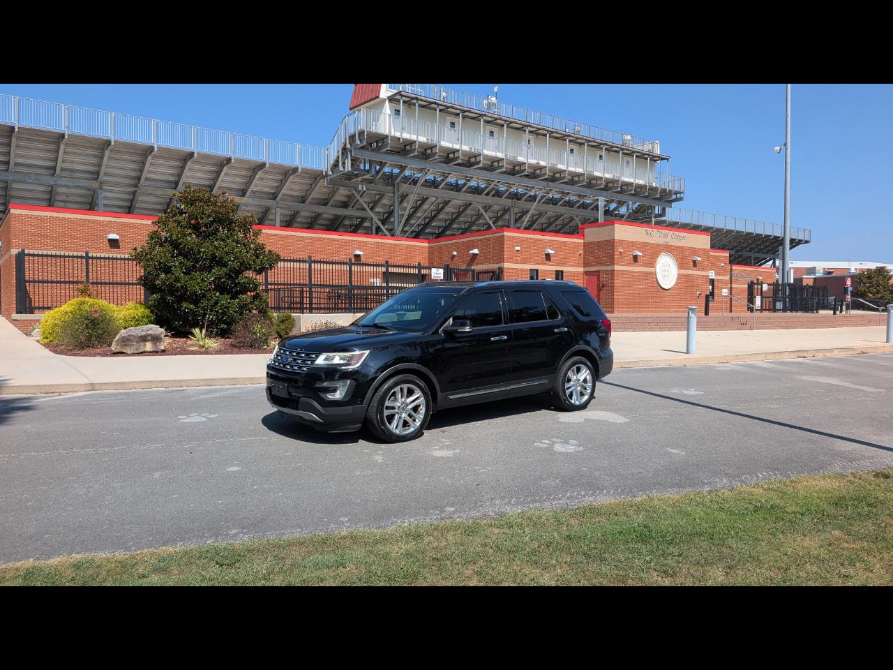 Ford Explorer Limited FWD 2017