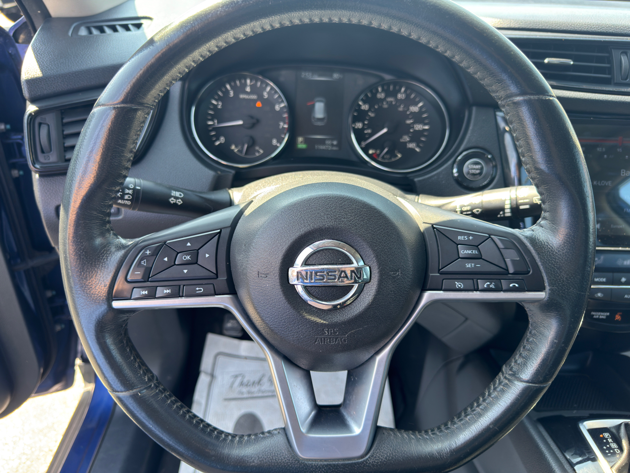 2017 Nissan Rogue SV photo 6