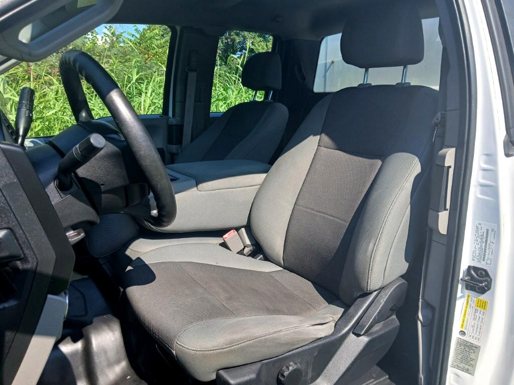 2018 Ford F-150 XL photo 11