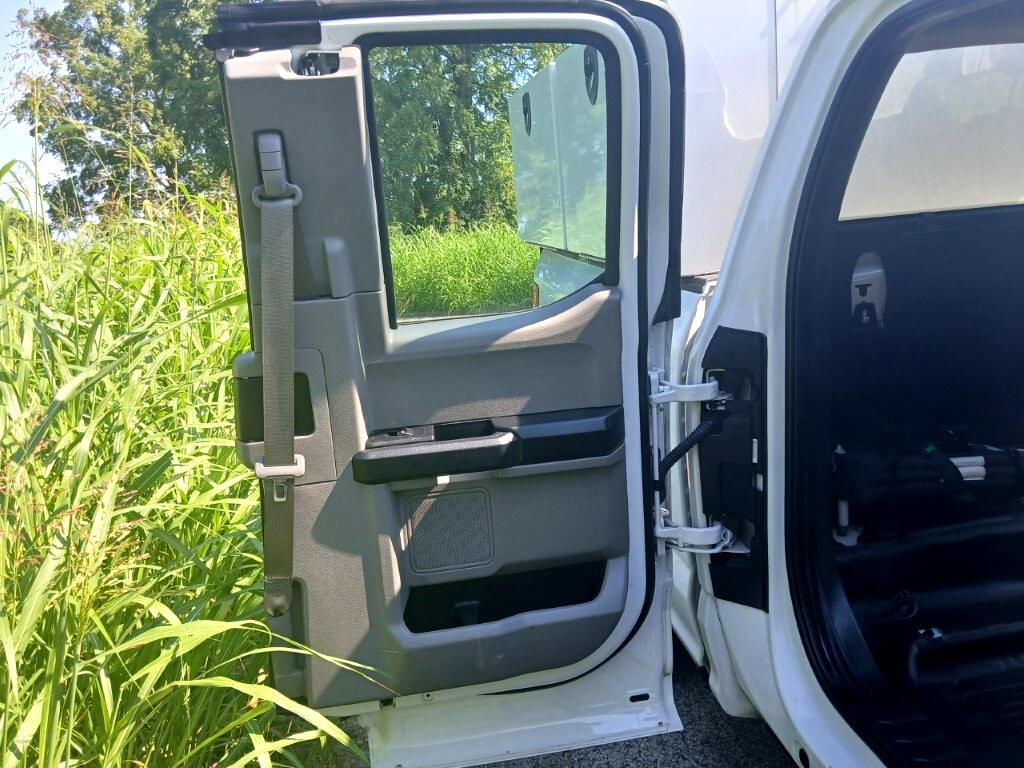 2018 Ford F-150 XL photo 18
