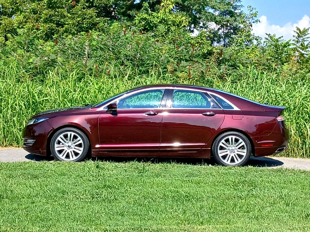 2013 Lincoln MKZ Base photo 4