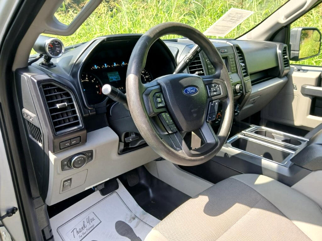 2018 Ford F-150 XLT photo 12