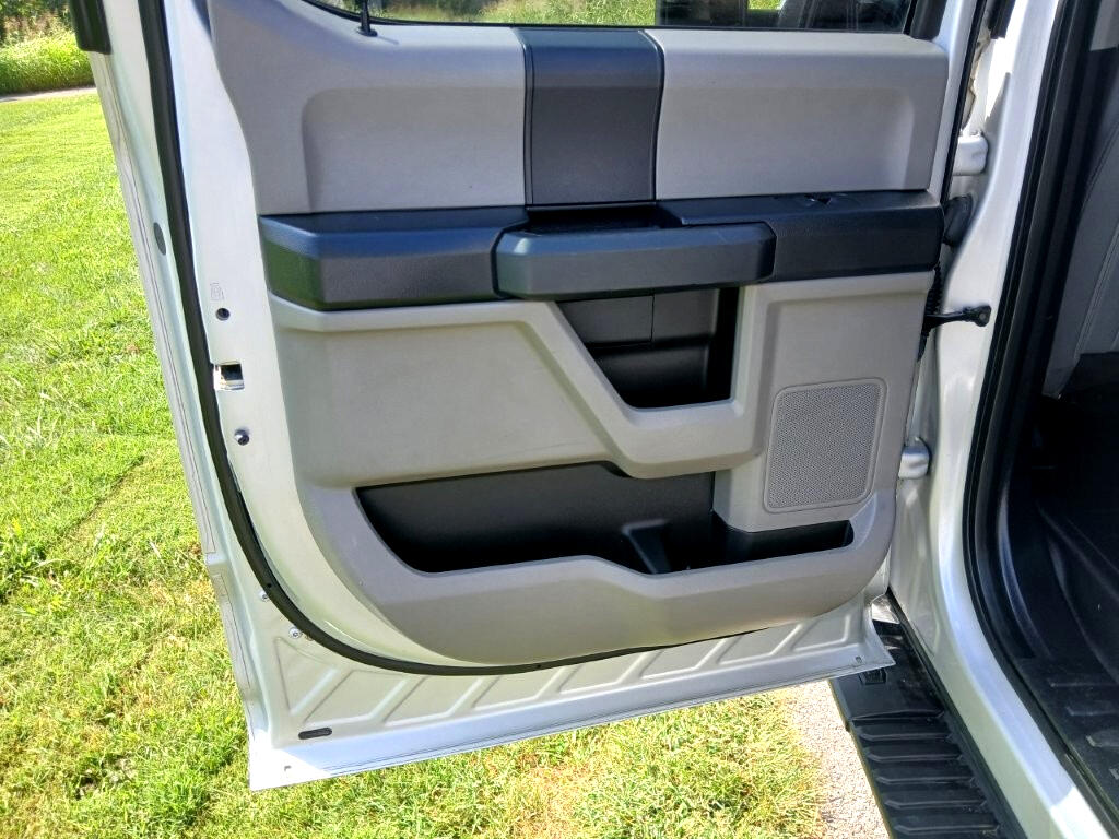 2018 Ford F-150 XLT photo 14