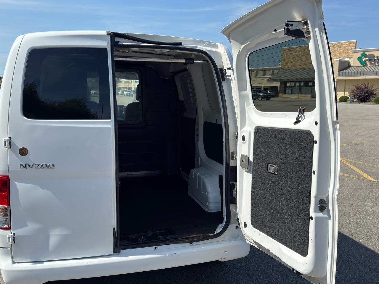 Nissan NV200 Compact Cargo  2017 Nissan NV200 Compact Cargo  2017