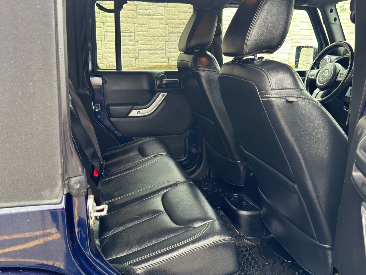 Jeep Wrangler Unlimited  2013 Jeep Wrangler Unlimited  2013