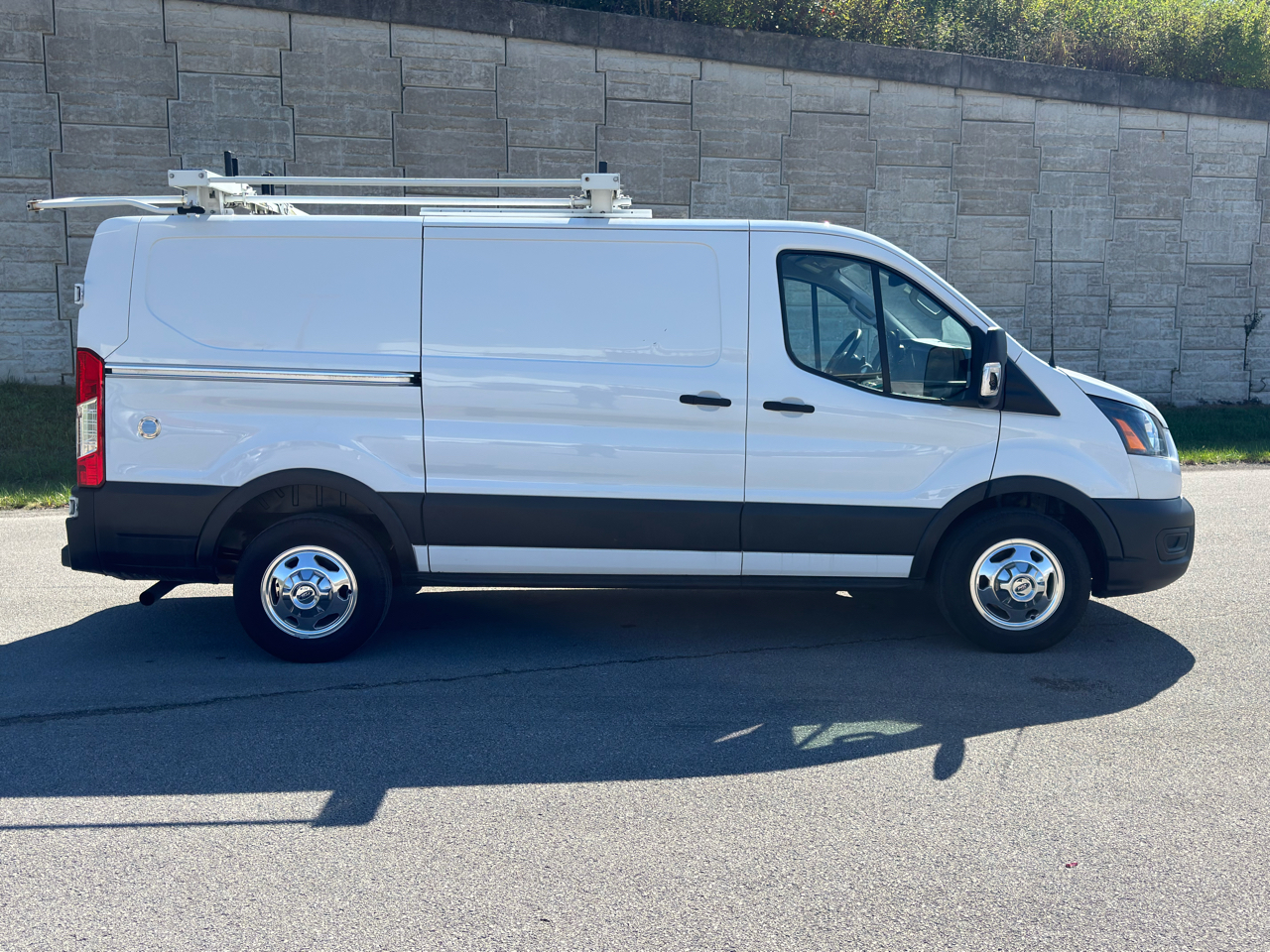 2021 Ford Transit Cargo Van photo 2