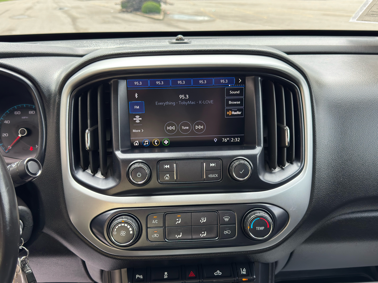 2020 Chevrolet Colorado LT photo 23