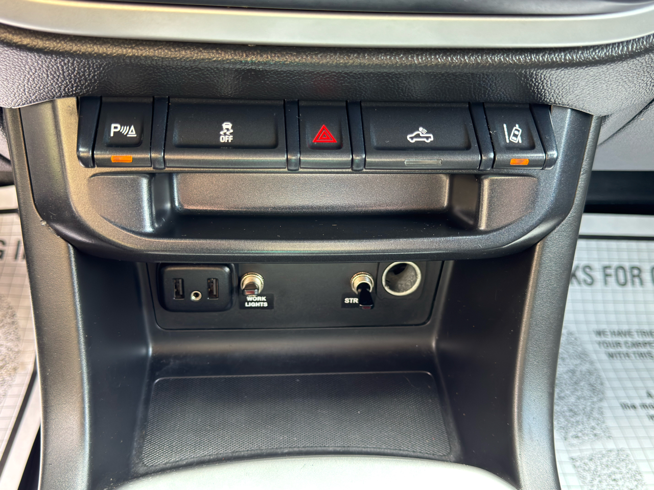 2020 Chevrolet Colorado LT photo 26