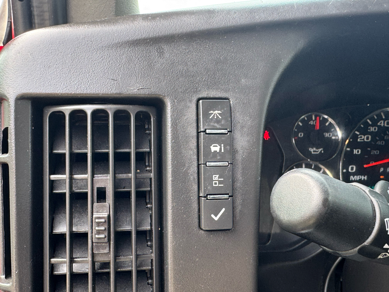 2016 Chevrolet Express 2500 Cargo Van photo 12