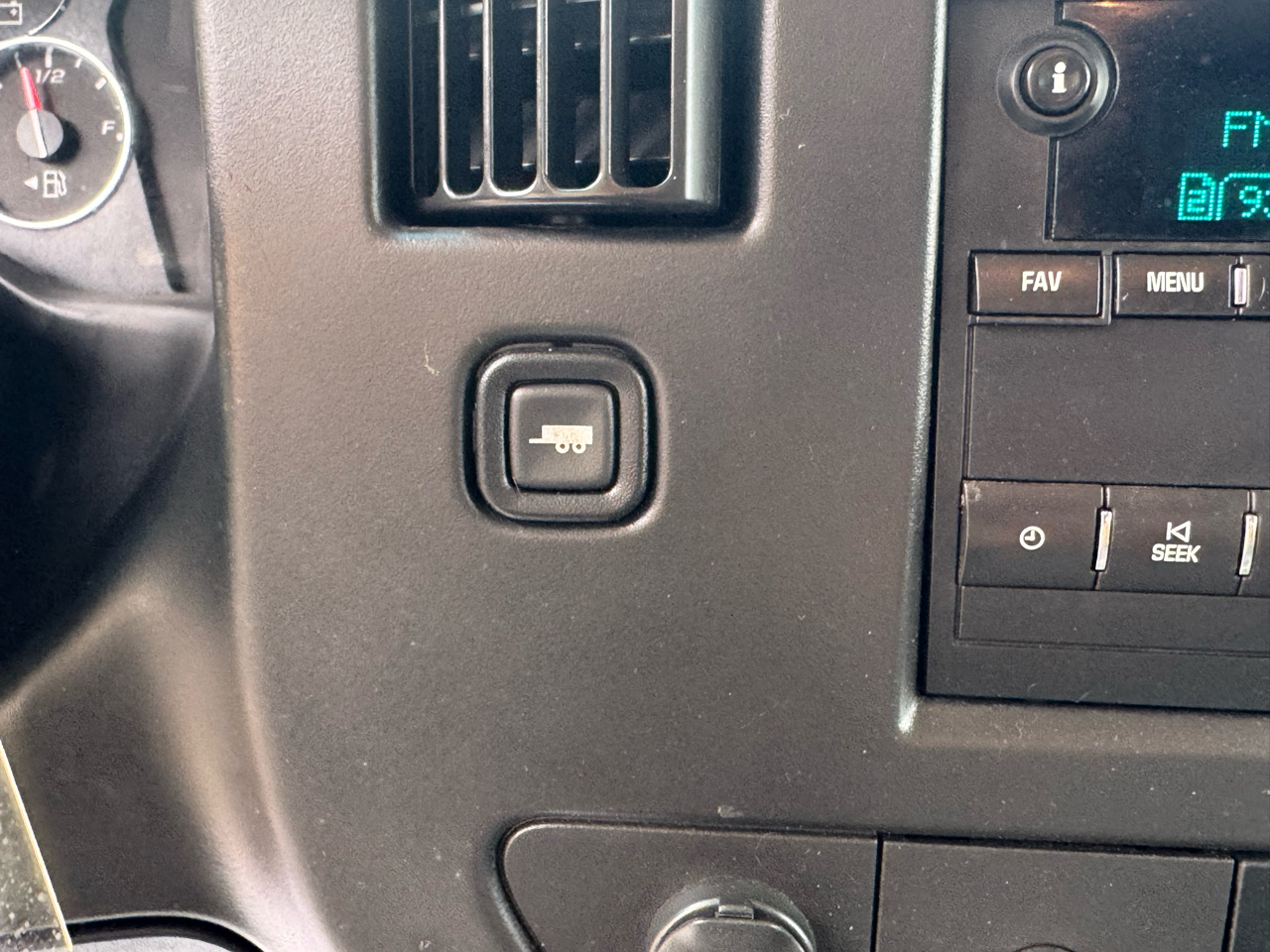 2016 Chevrolet Express 2500 Cargo Van photo 22