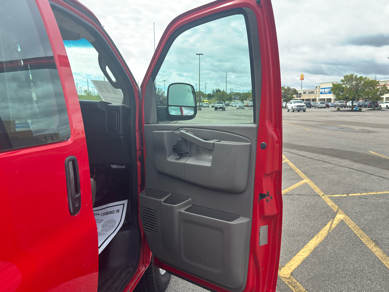 2016 Chevrolet Express 2500 Cargo Van photo 28