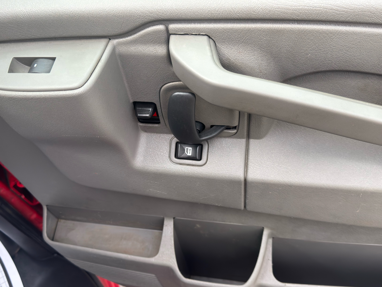 2016 Chevrolet Express 2500 Cargo Van photo 29
