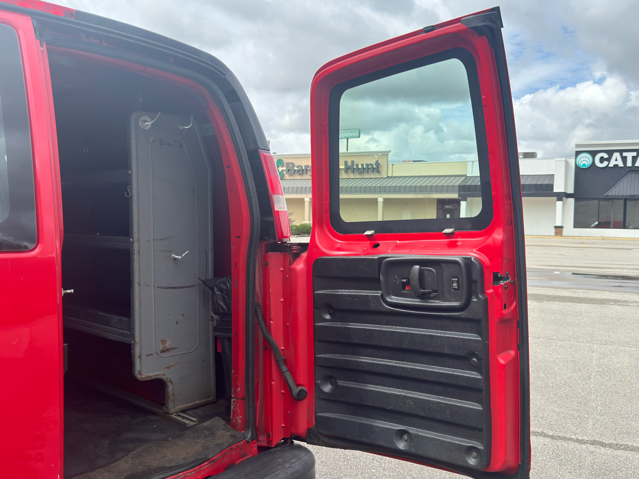 2016 Chevrolet Express 2500 Cargo Van photo 34