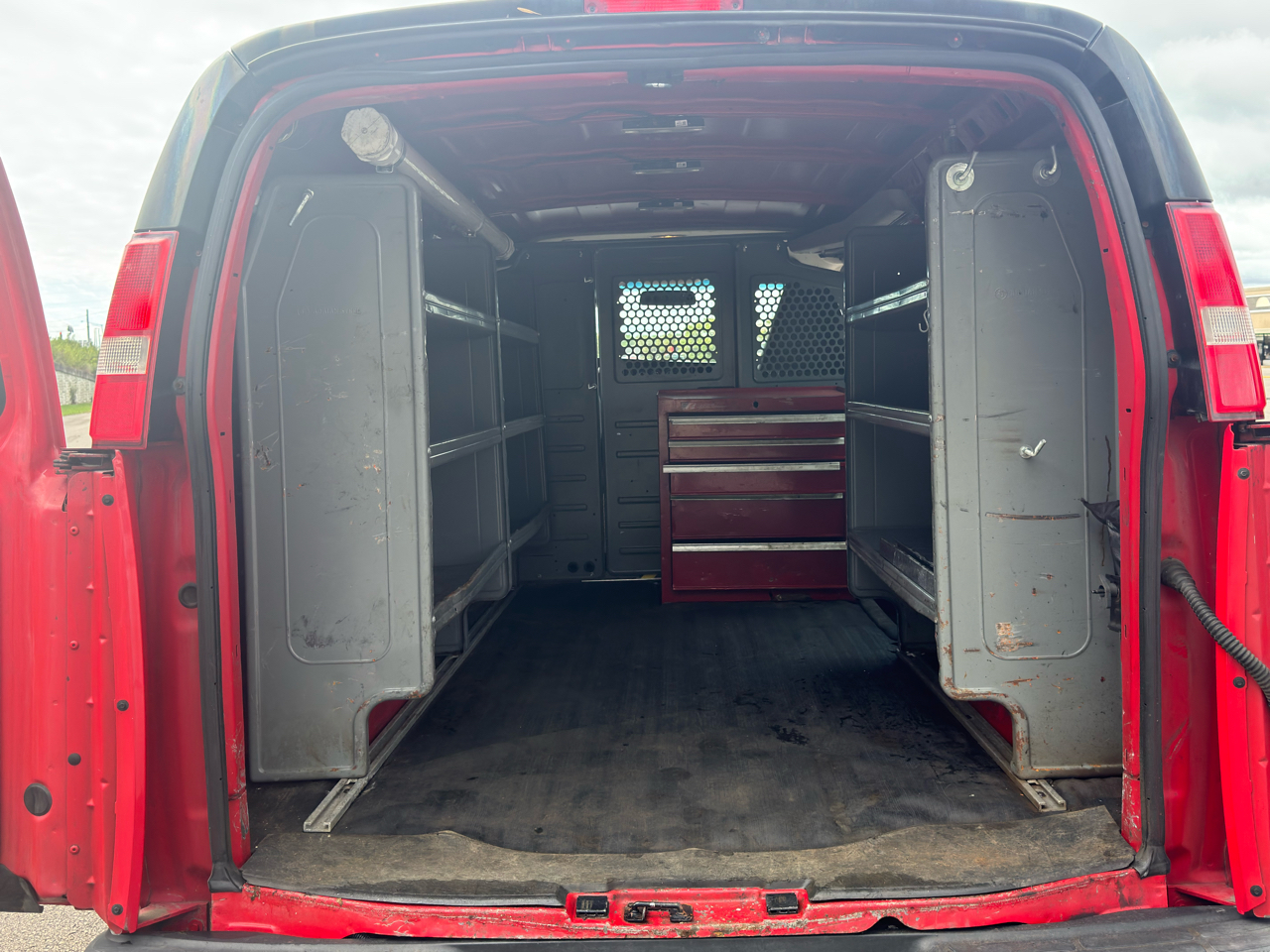 2016 Chevrolet Express 2500 Cargo Van photo 38