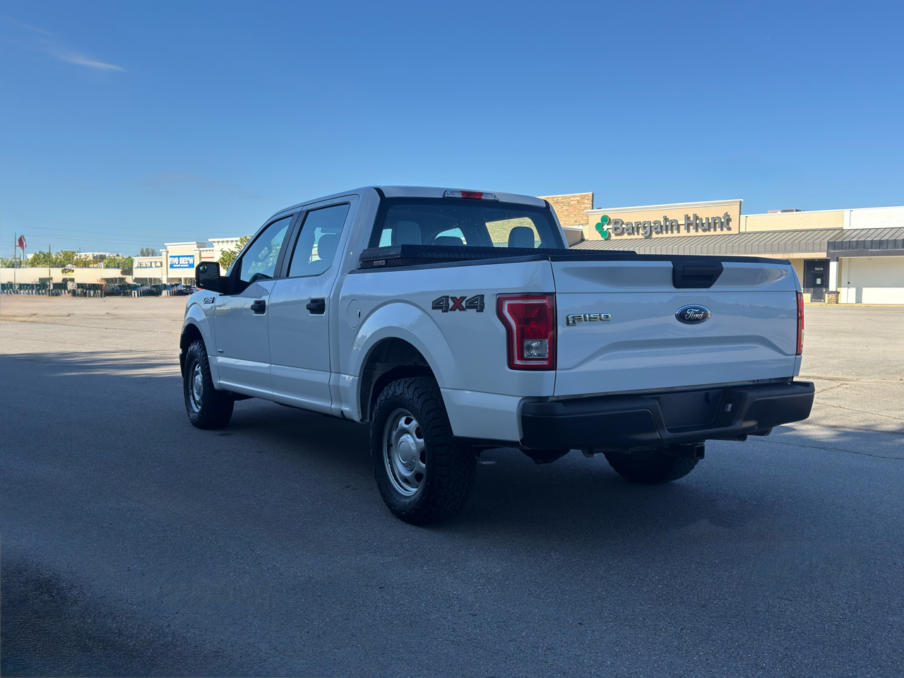 2017 Ford F-150 XL photo 4