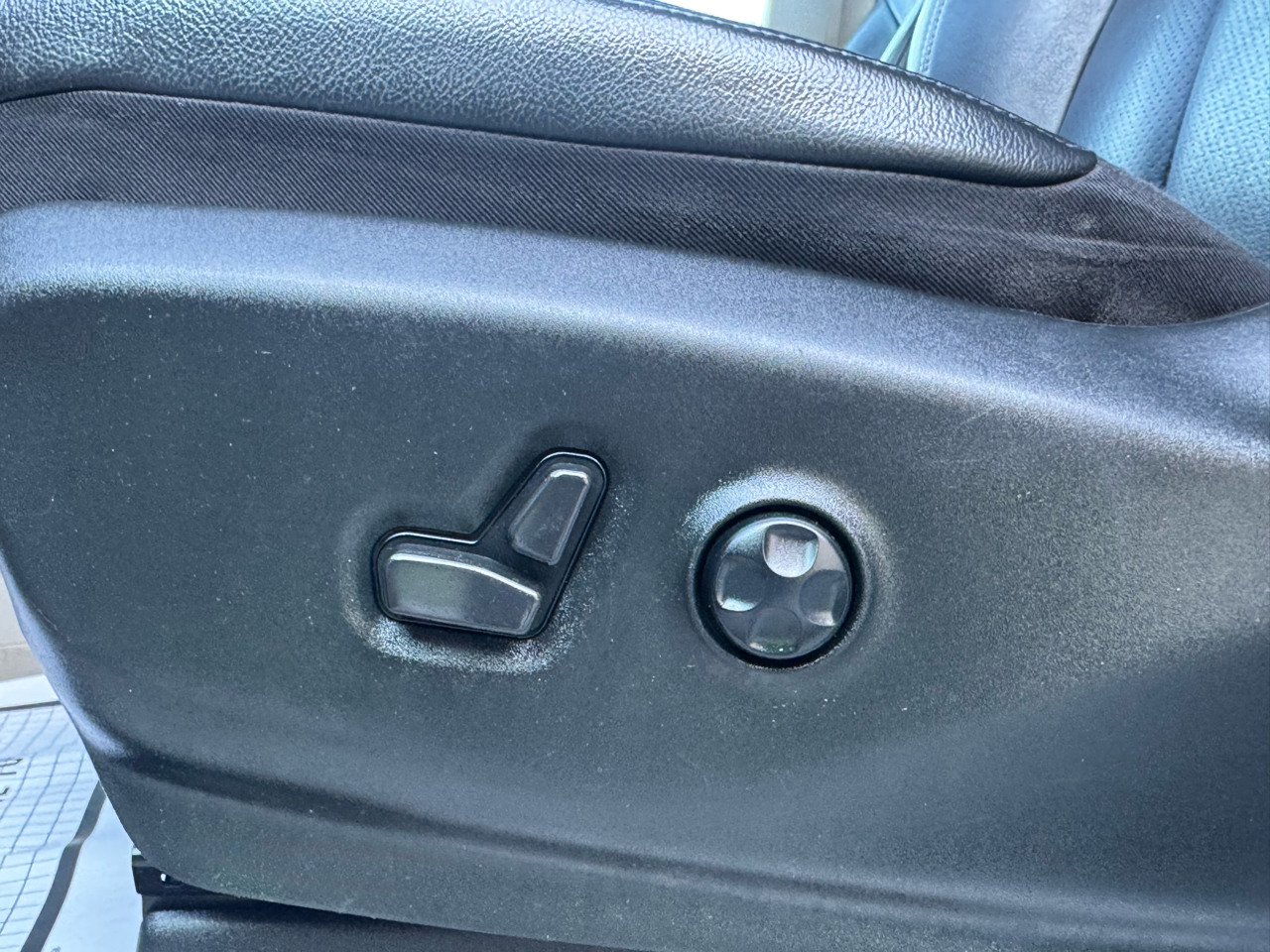 2022 Chrysler Pacifica Touring L photo 17