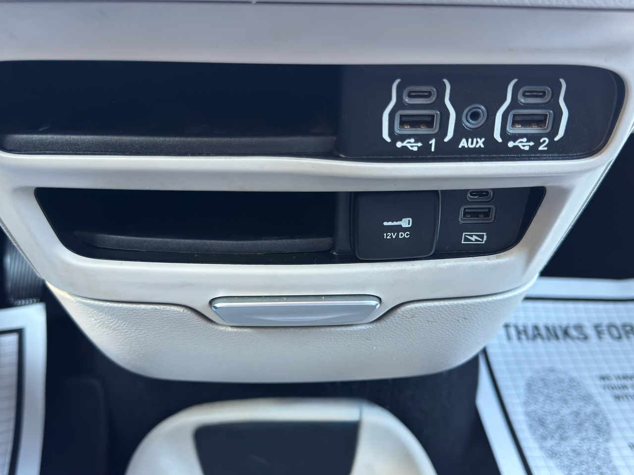 2022 Chrysler Pacifica Touring L photo 28