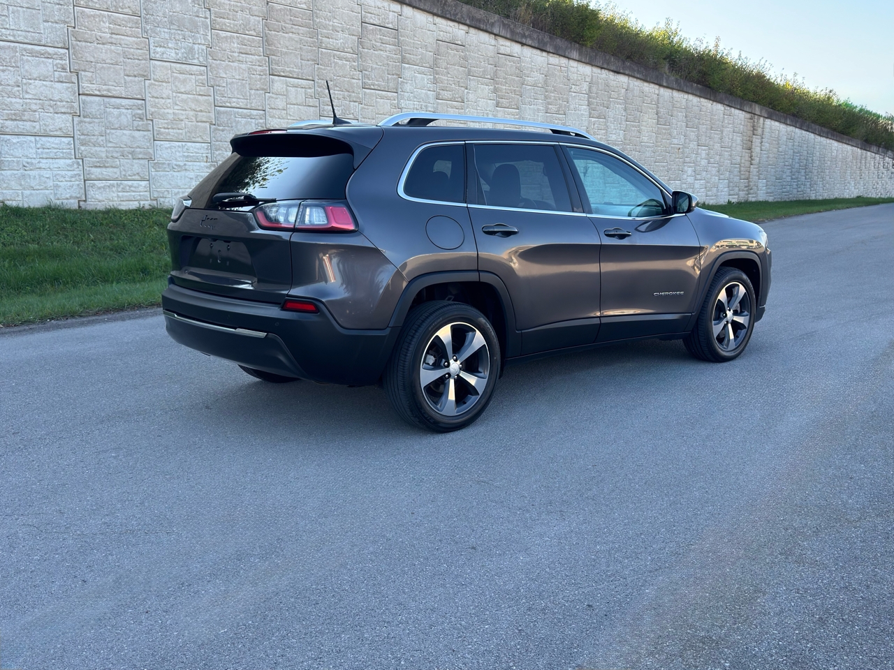 Jeep Cherokee  2019 Jeep Cherokee  2019