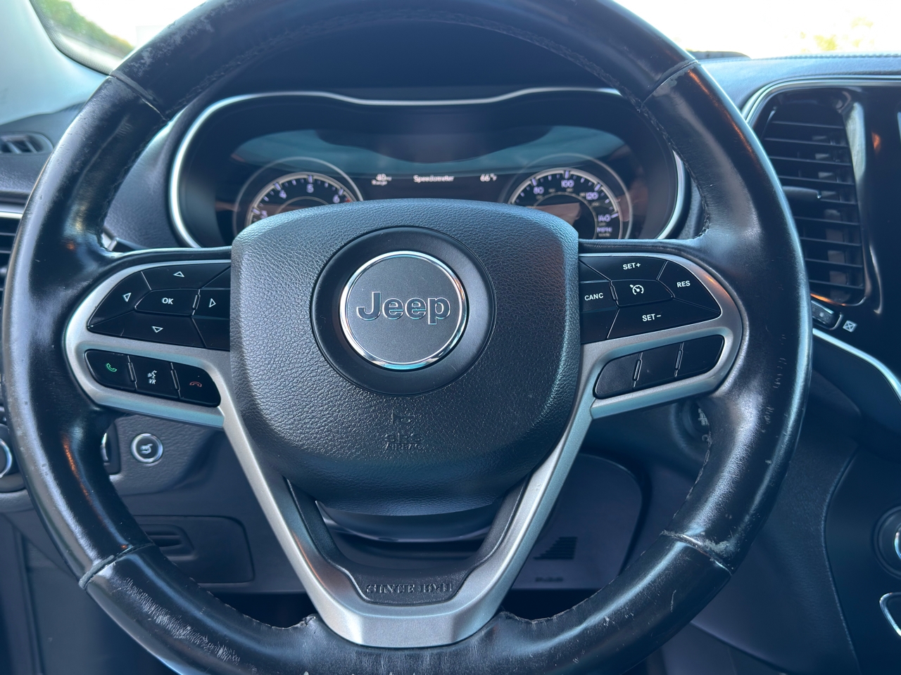 Jeep Cherokee  2019 Jeep Cherokee  2019