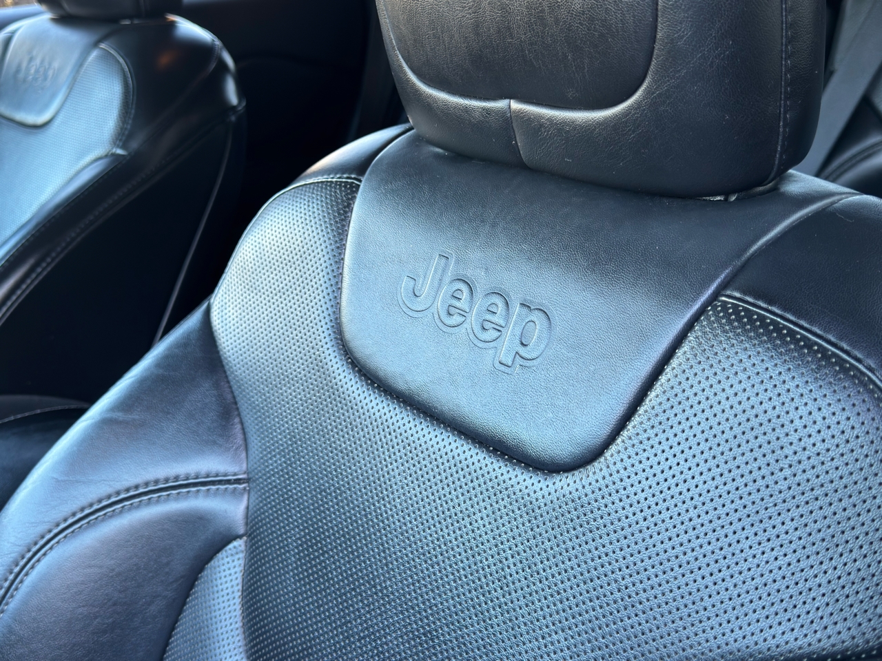 Jeep Cherokee  2019 Jeep Cherokee  2019