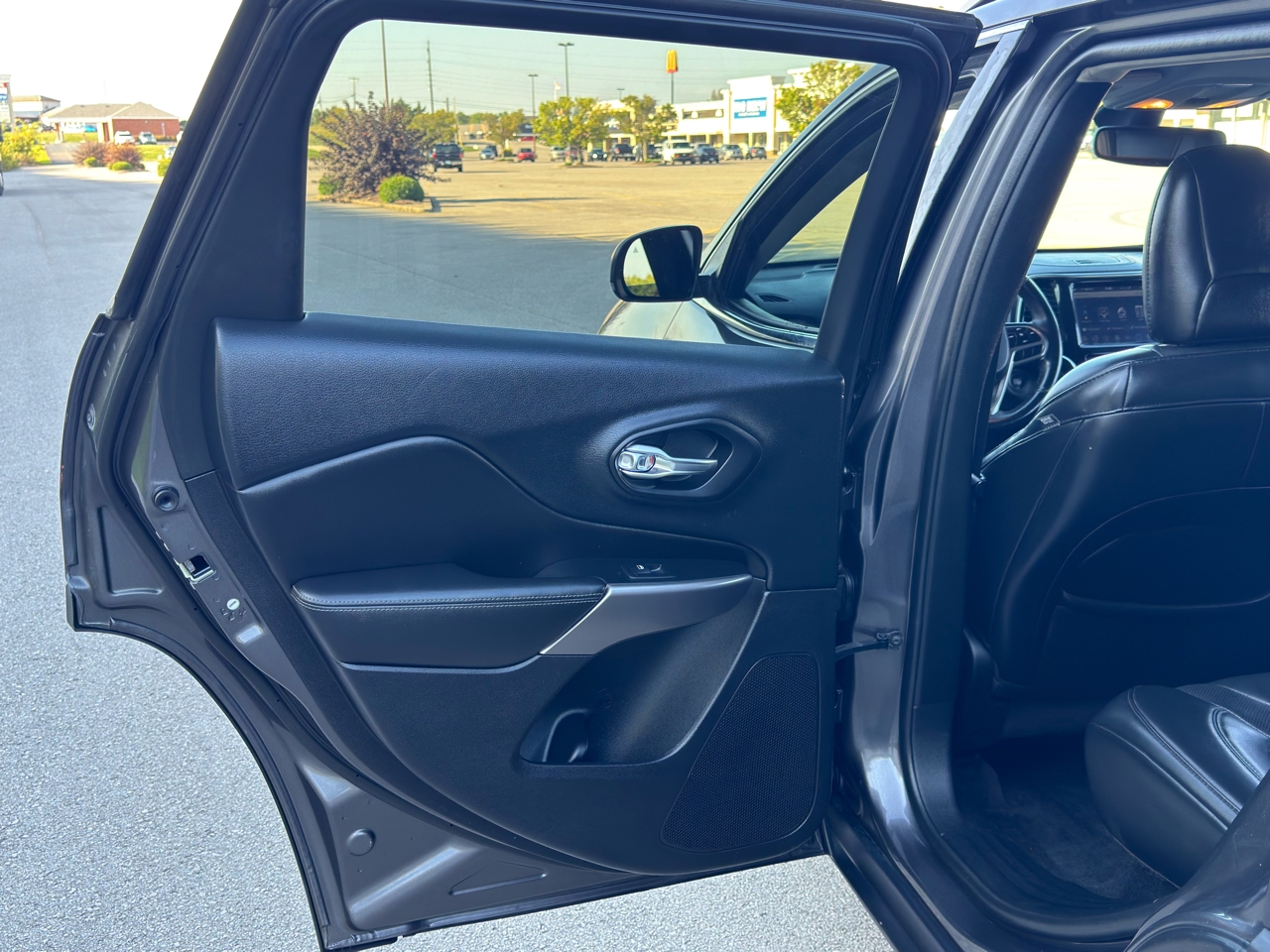 Jeep Cherokee  2019 Jeep Cherokee  2019