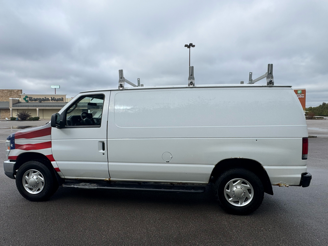 Ford Econoline Cargo Van E-250 2011 Ford Econoline Cargo Van E-250 2011