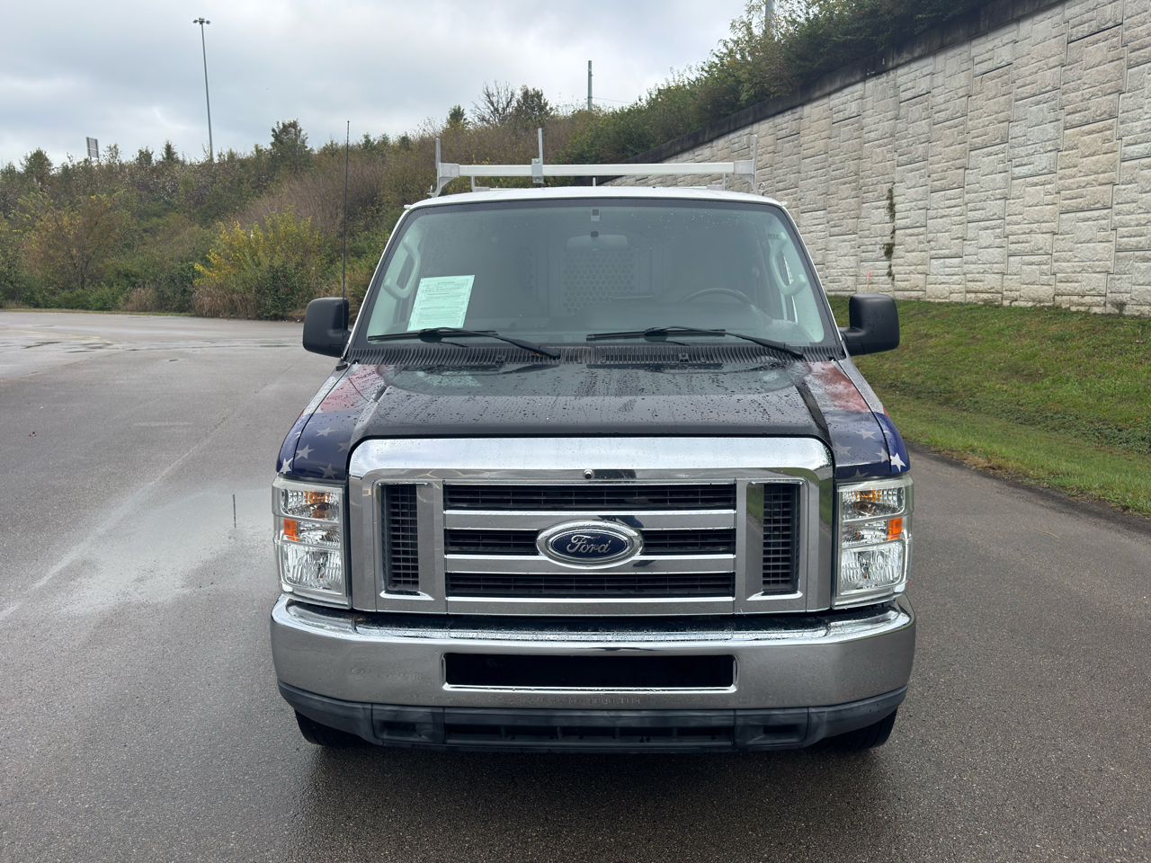 Ford Econoline Cargo Van E-250 2011 Ford Econoline Cargo Van E-250 2011