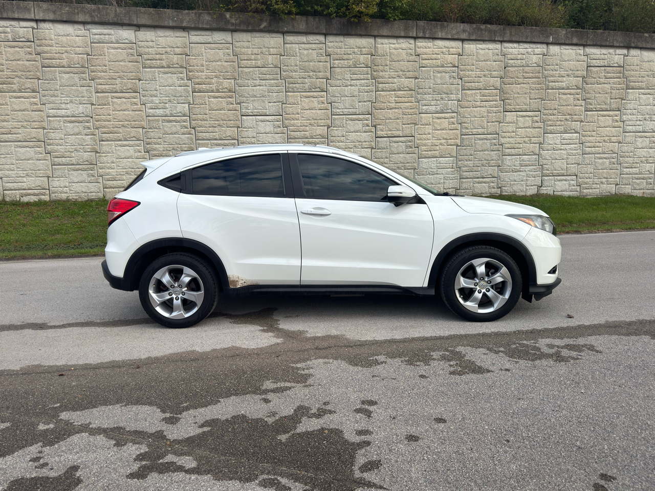 Honda HR-V  2016 Honda HR-V  2016