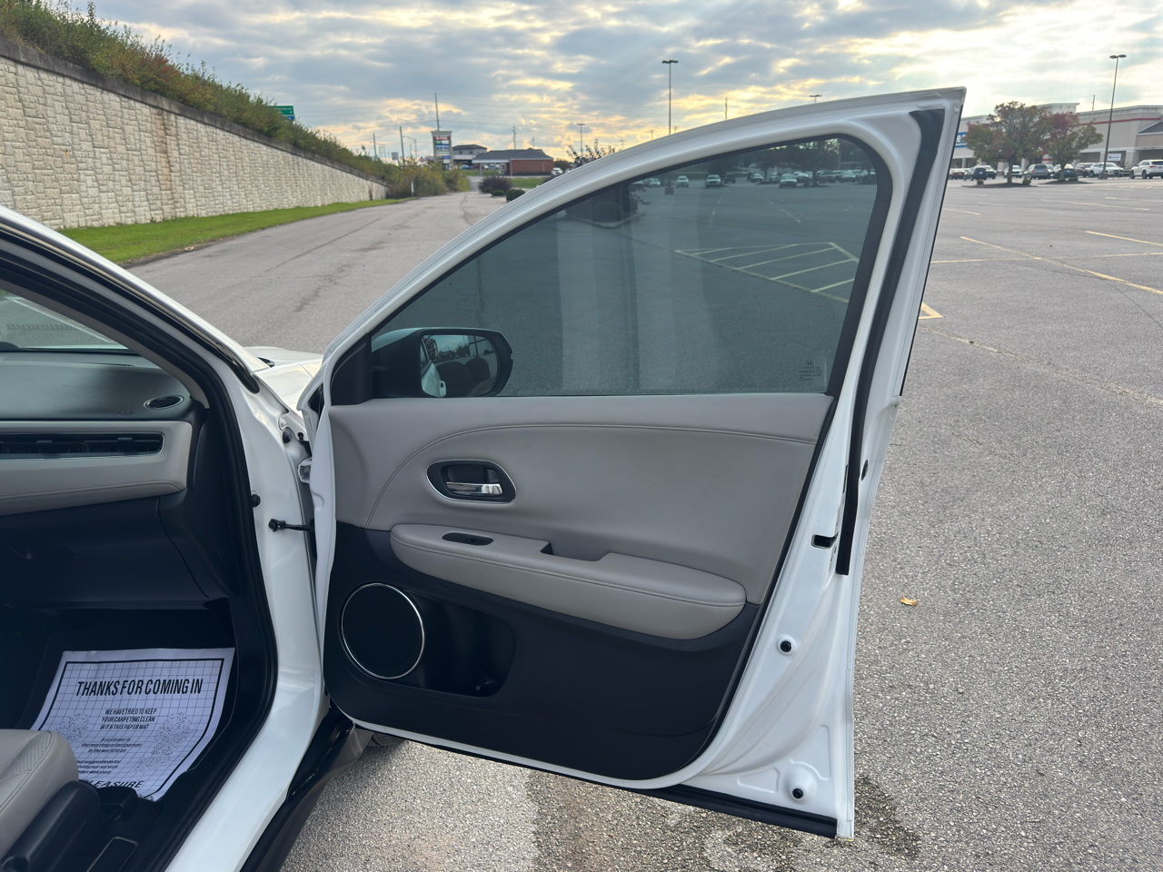 Honda HR-V  2016 Honda HR-V  2016