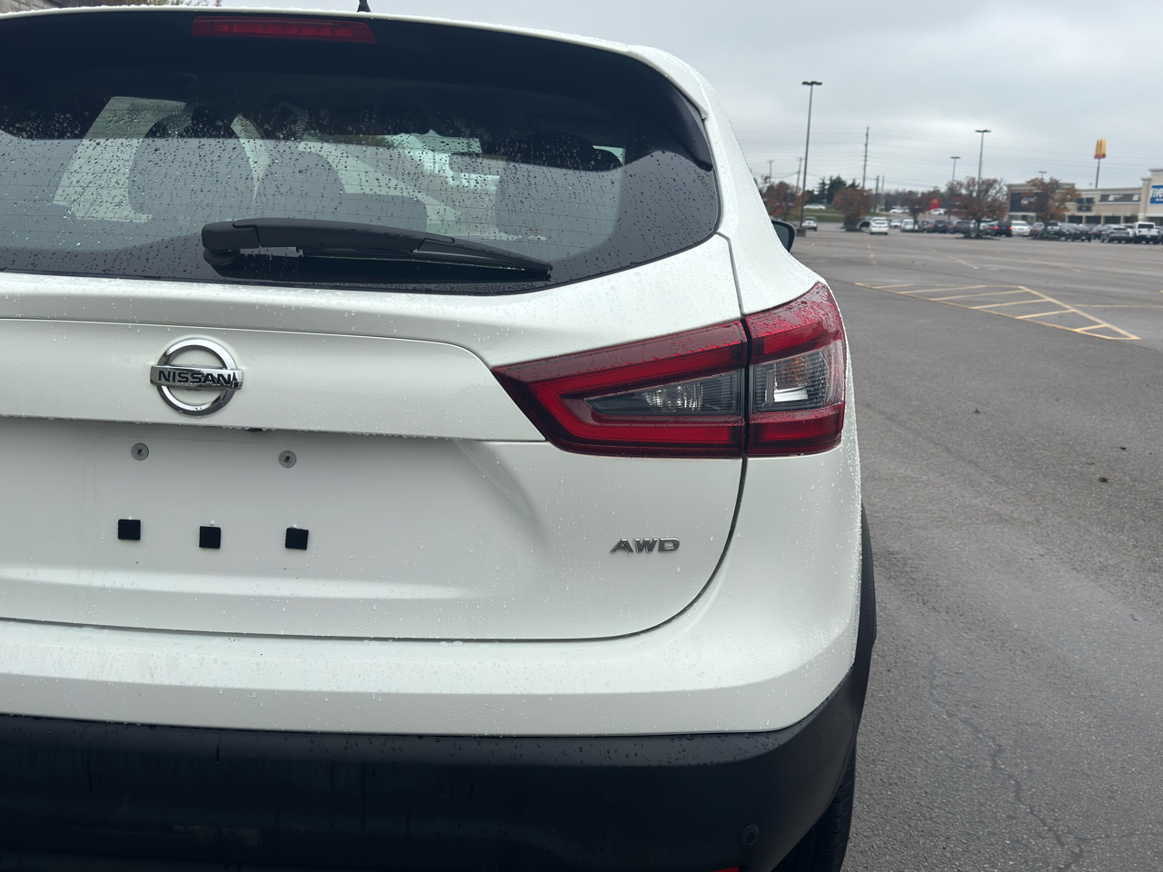 2021 Nissan Rogue Sport S photo 3