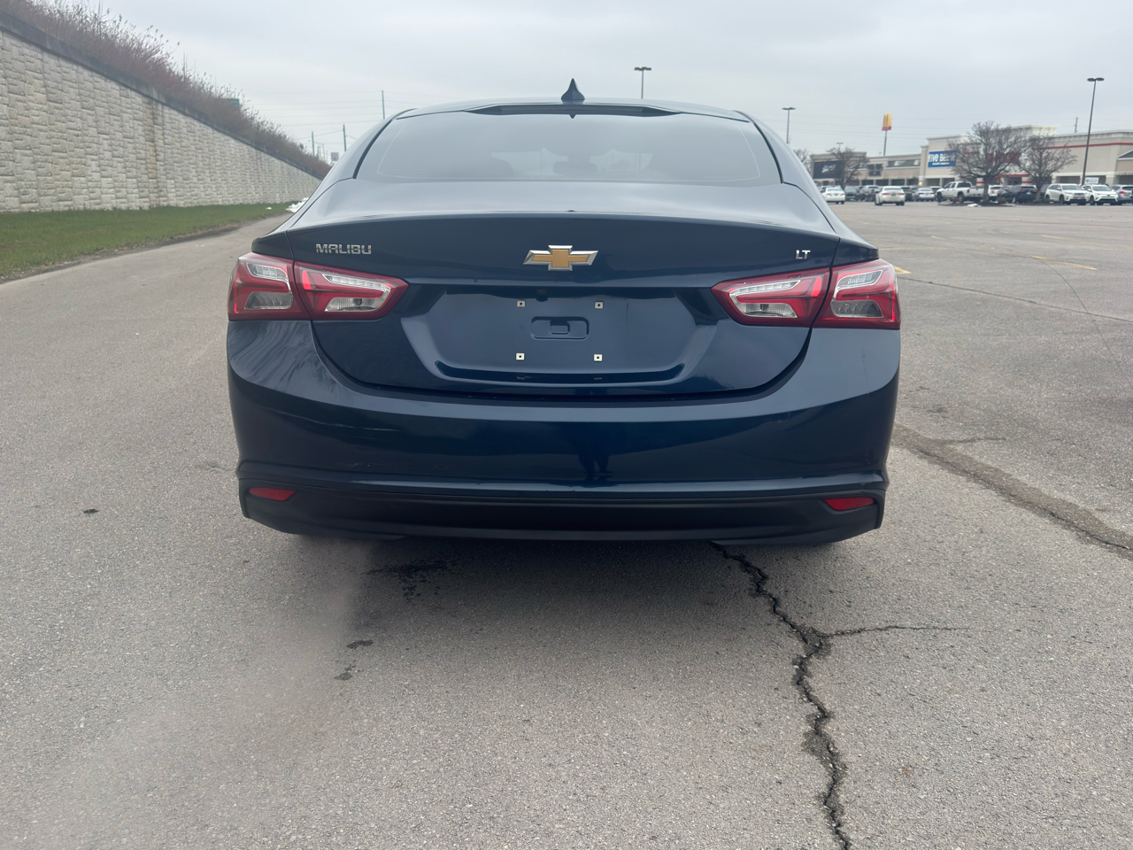 2022 Chevrolet Malibu 1LT photo 3