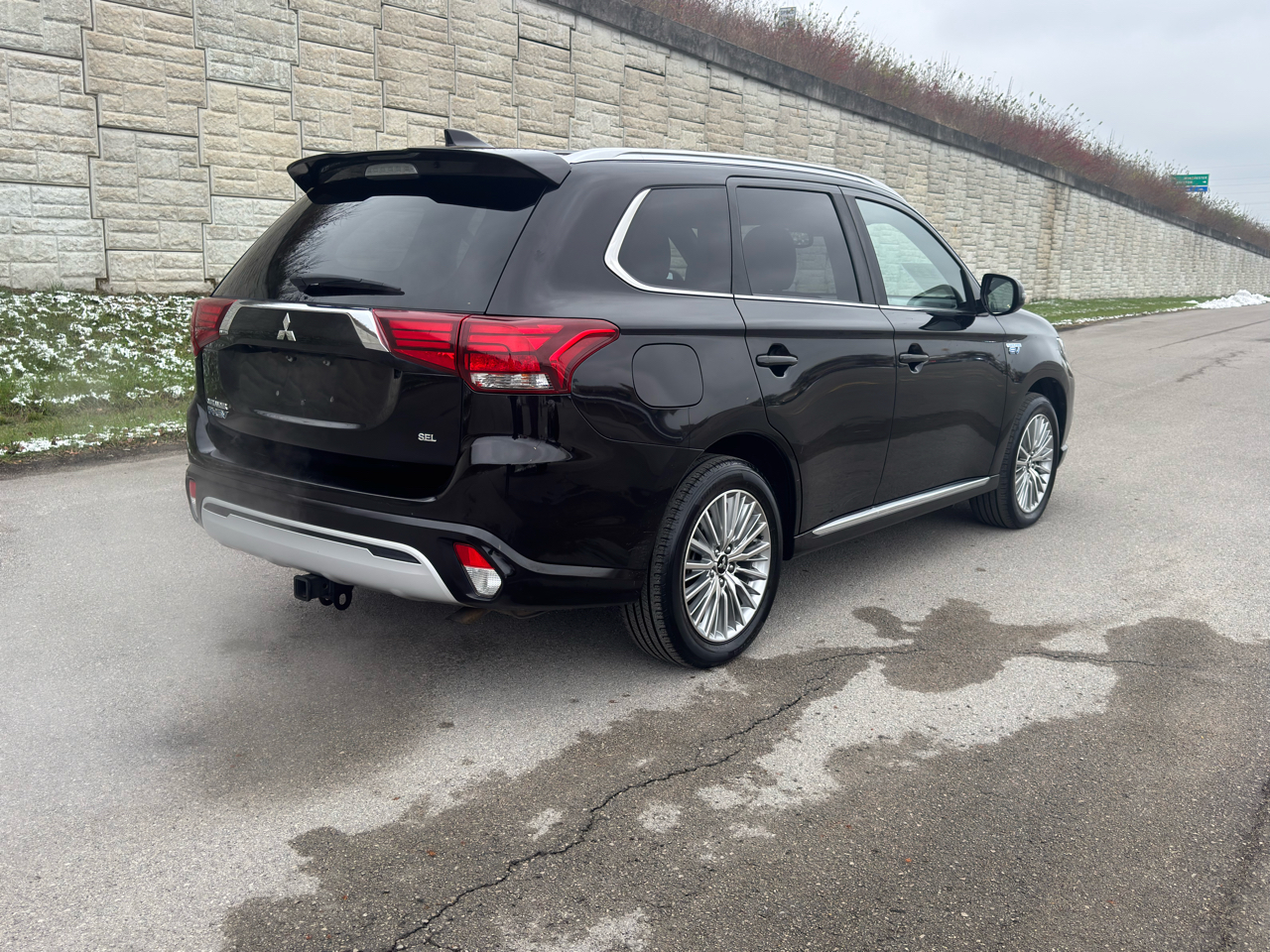 Mitsubishi Outlander PHEV  2022