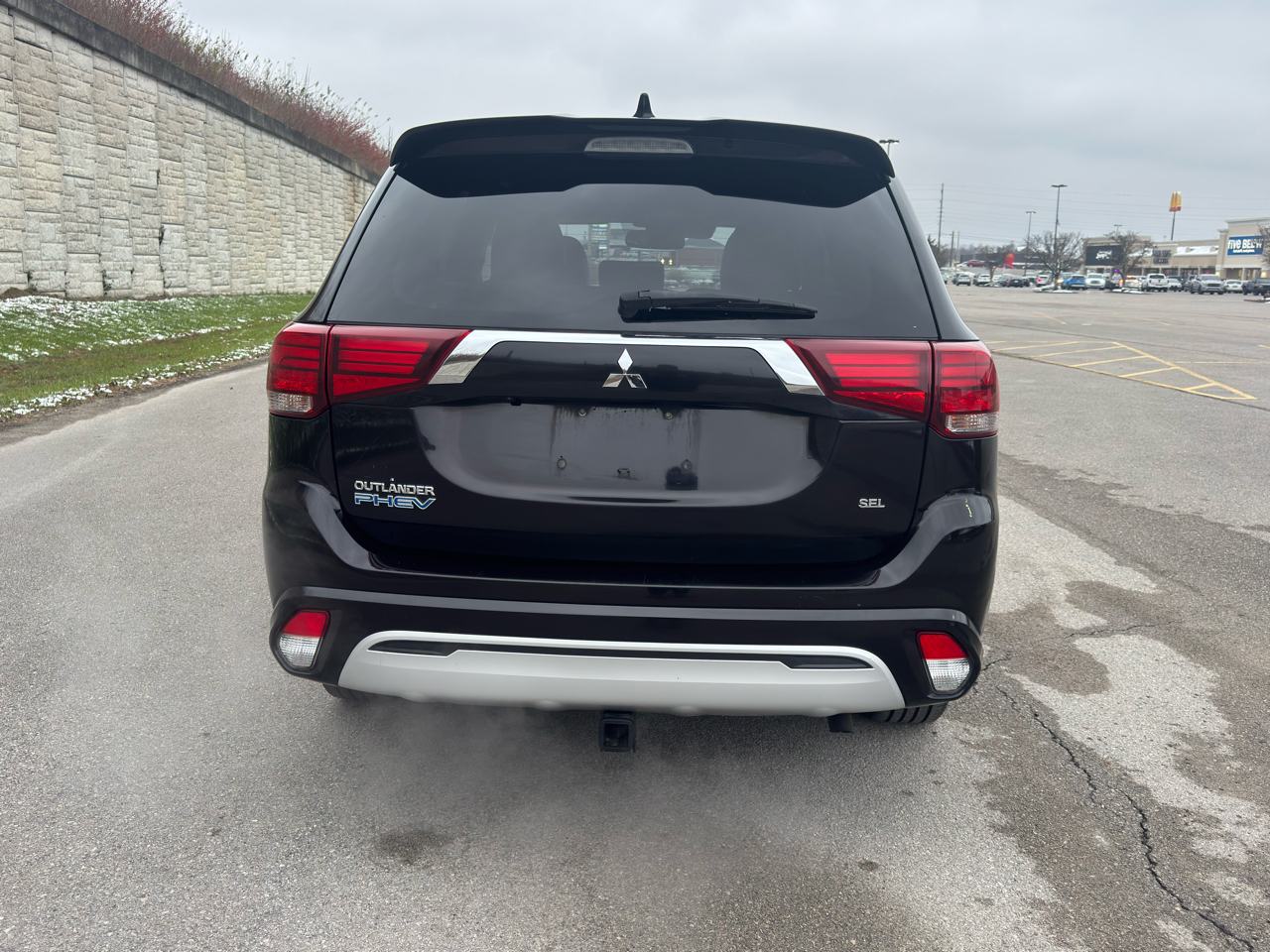 Mitsubishi Outlander PHEV  2022