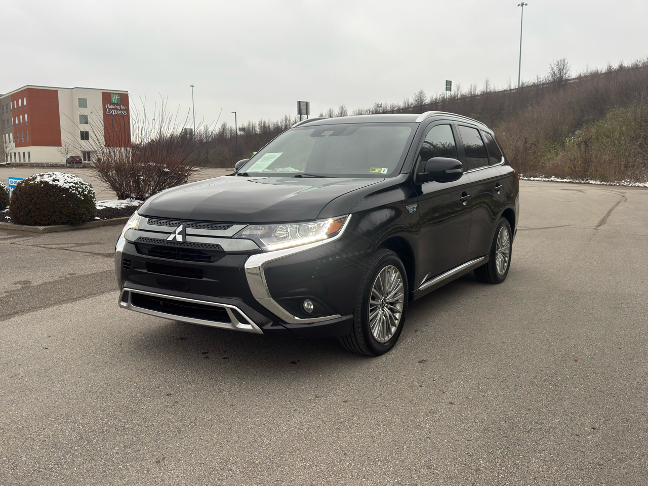 Mitsubishi Outlander PHEV  2022