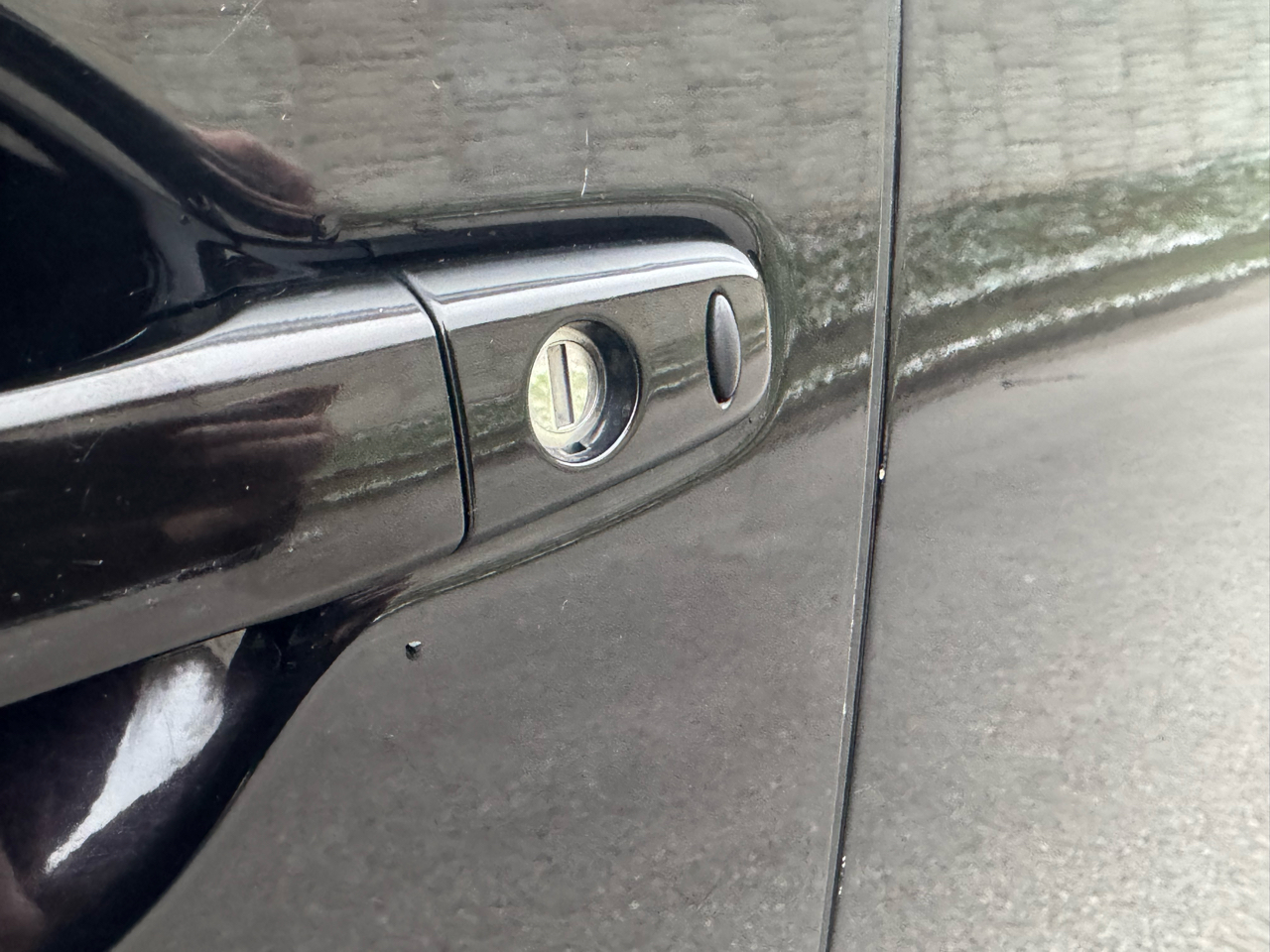 Mitsubishi Outlander PHEV  2022