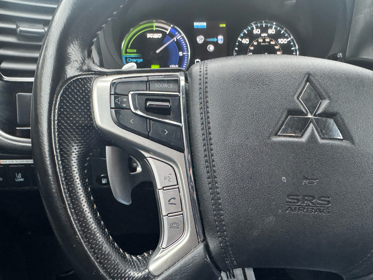 Mitsubishi Outlander PHEV  2022