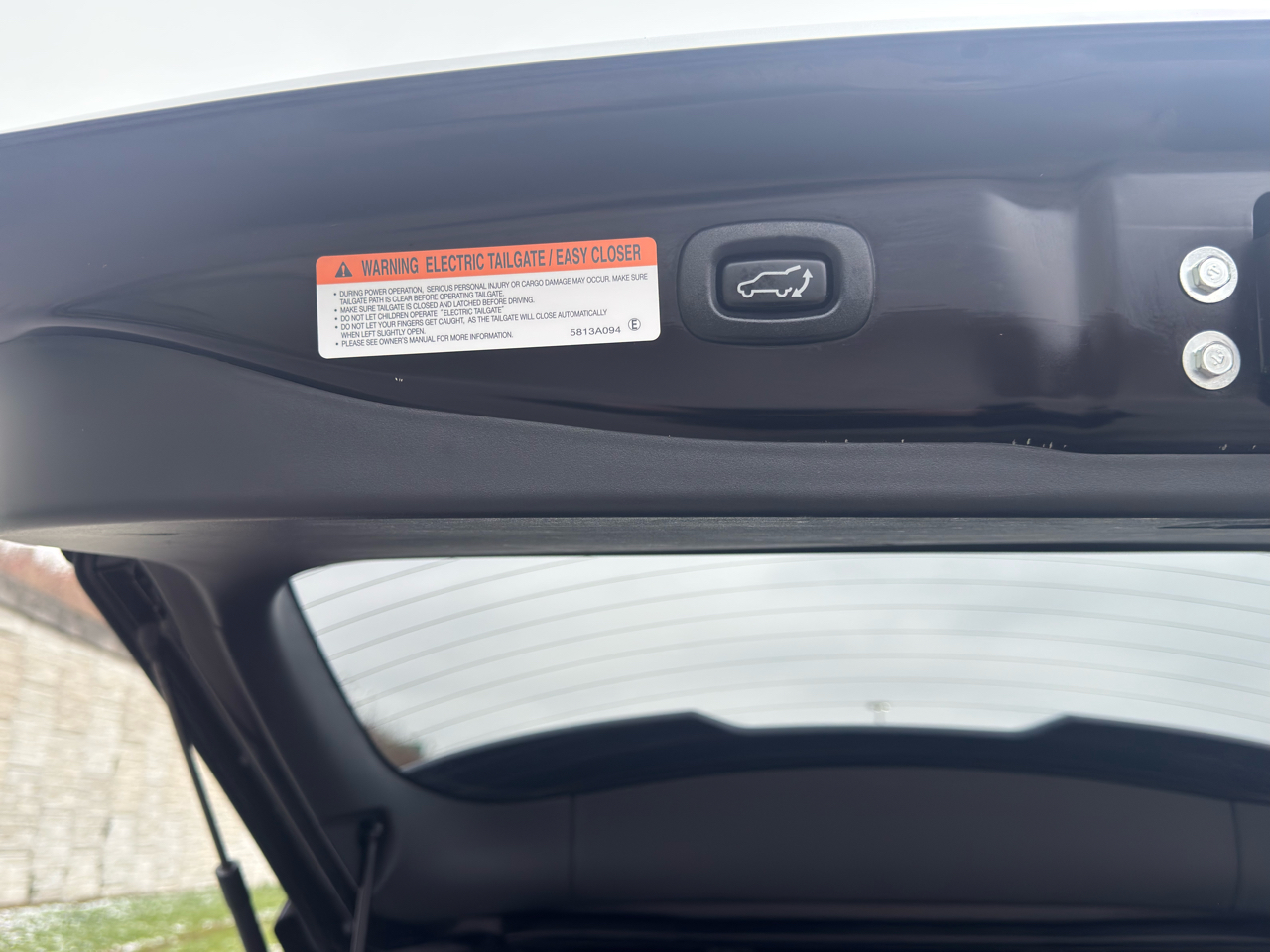 Mitsubishi Outlander PHEV  2022