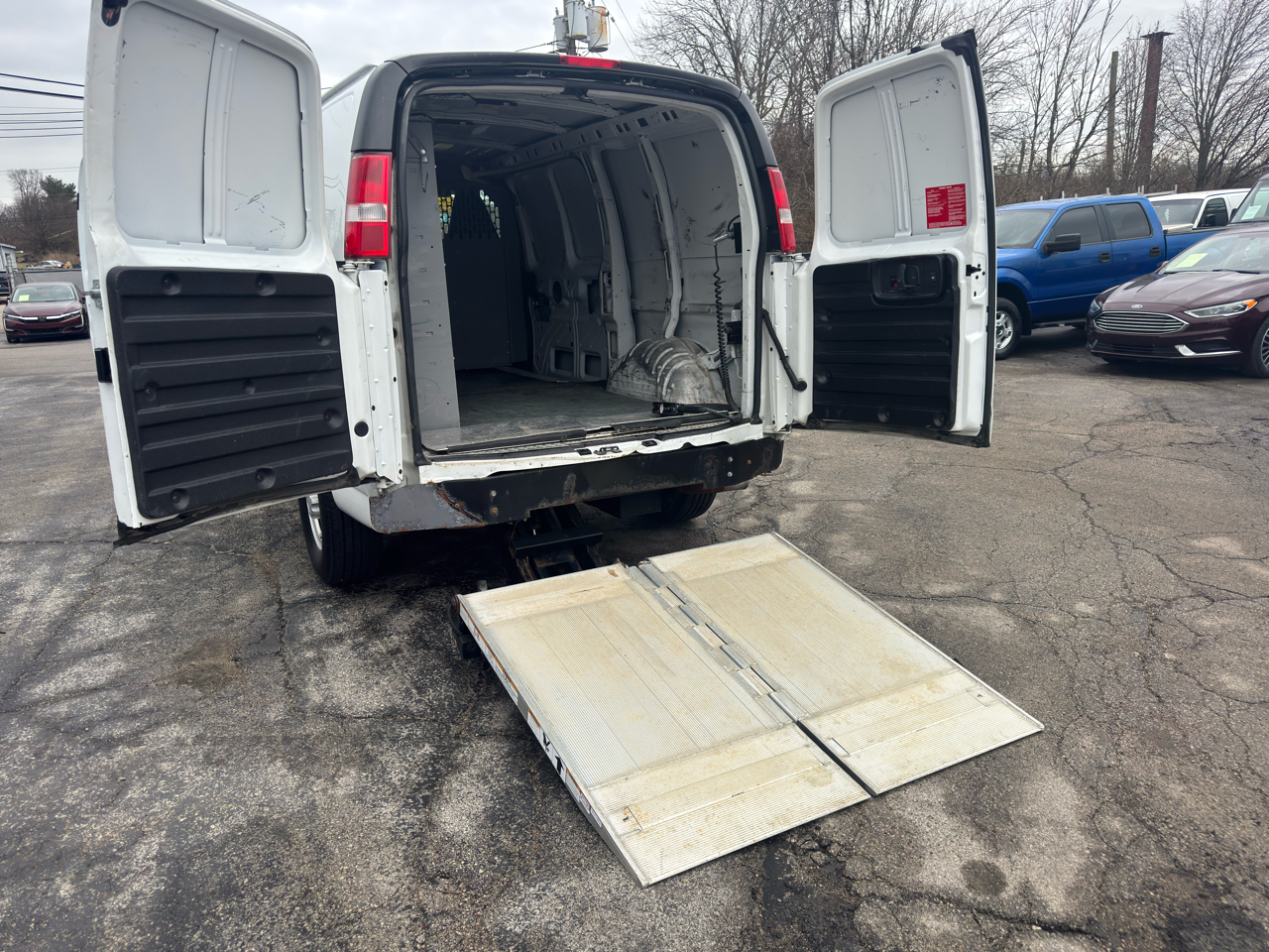 Chevrolet Express Cargo Van  2019