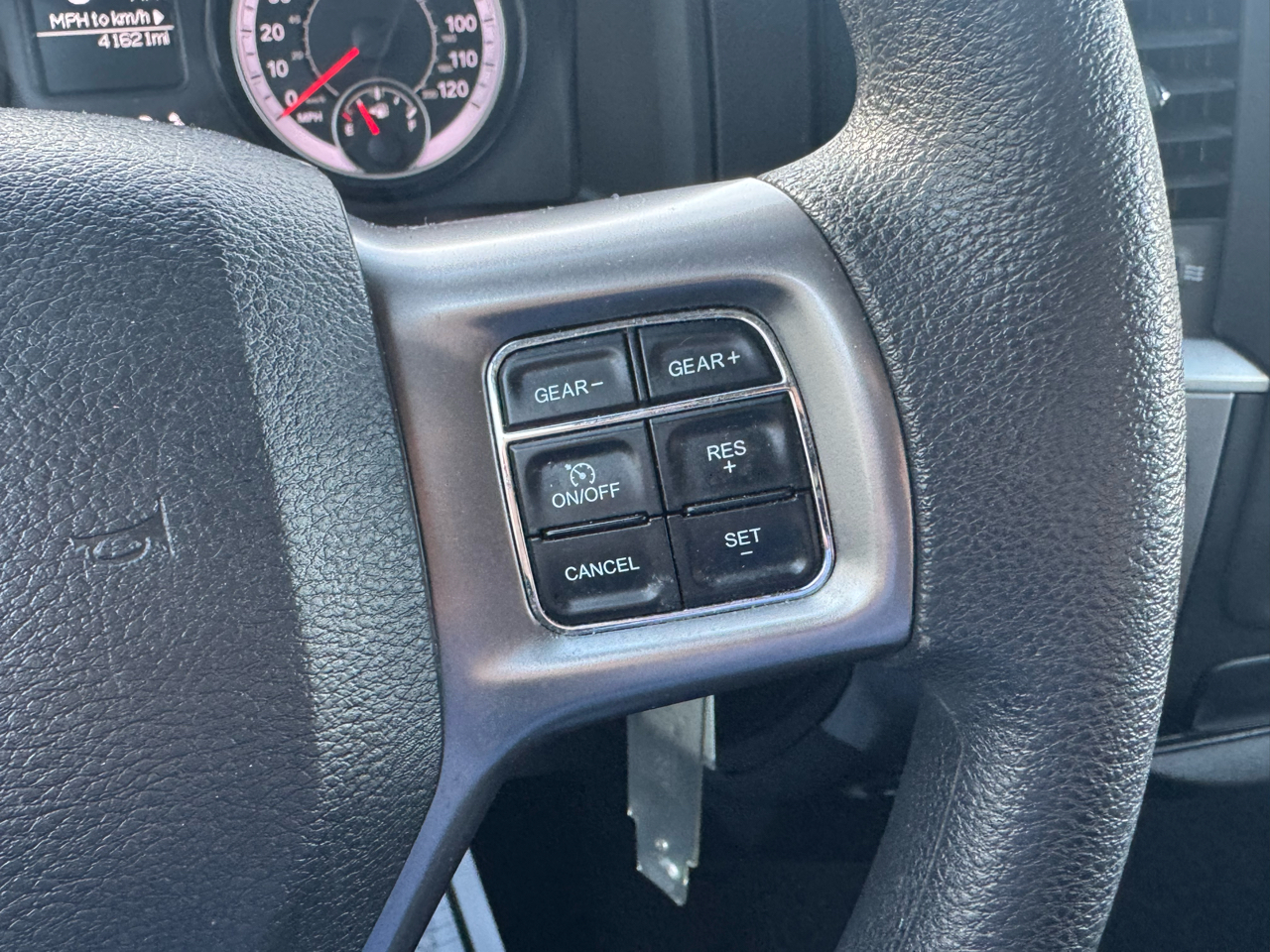 RAM 1500 Classic  2024