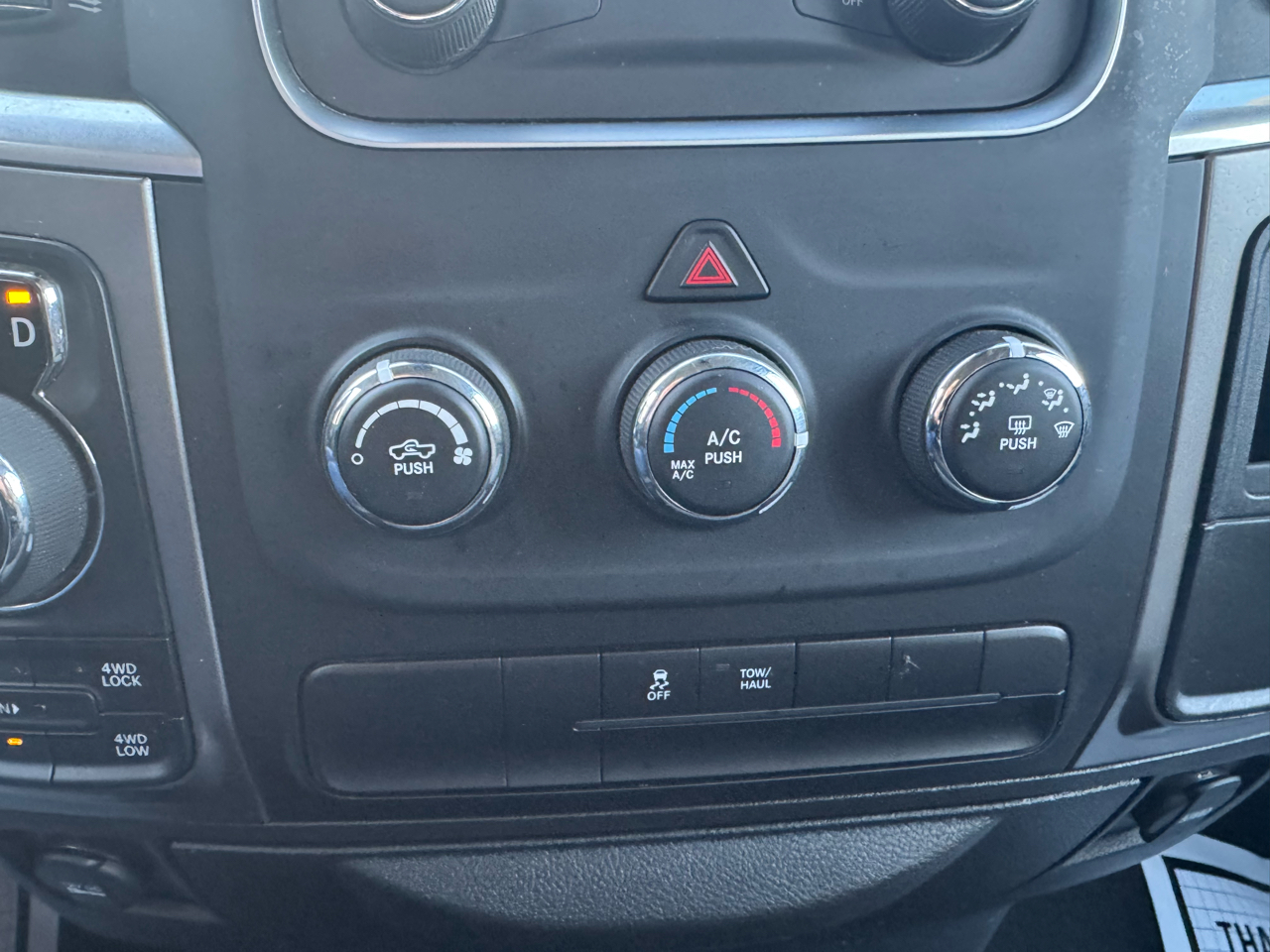 RAM 1500 Classic  2024