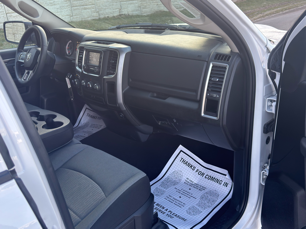 RAM 1500 Classic  2024