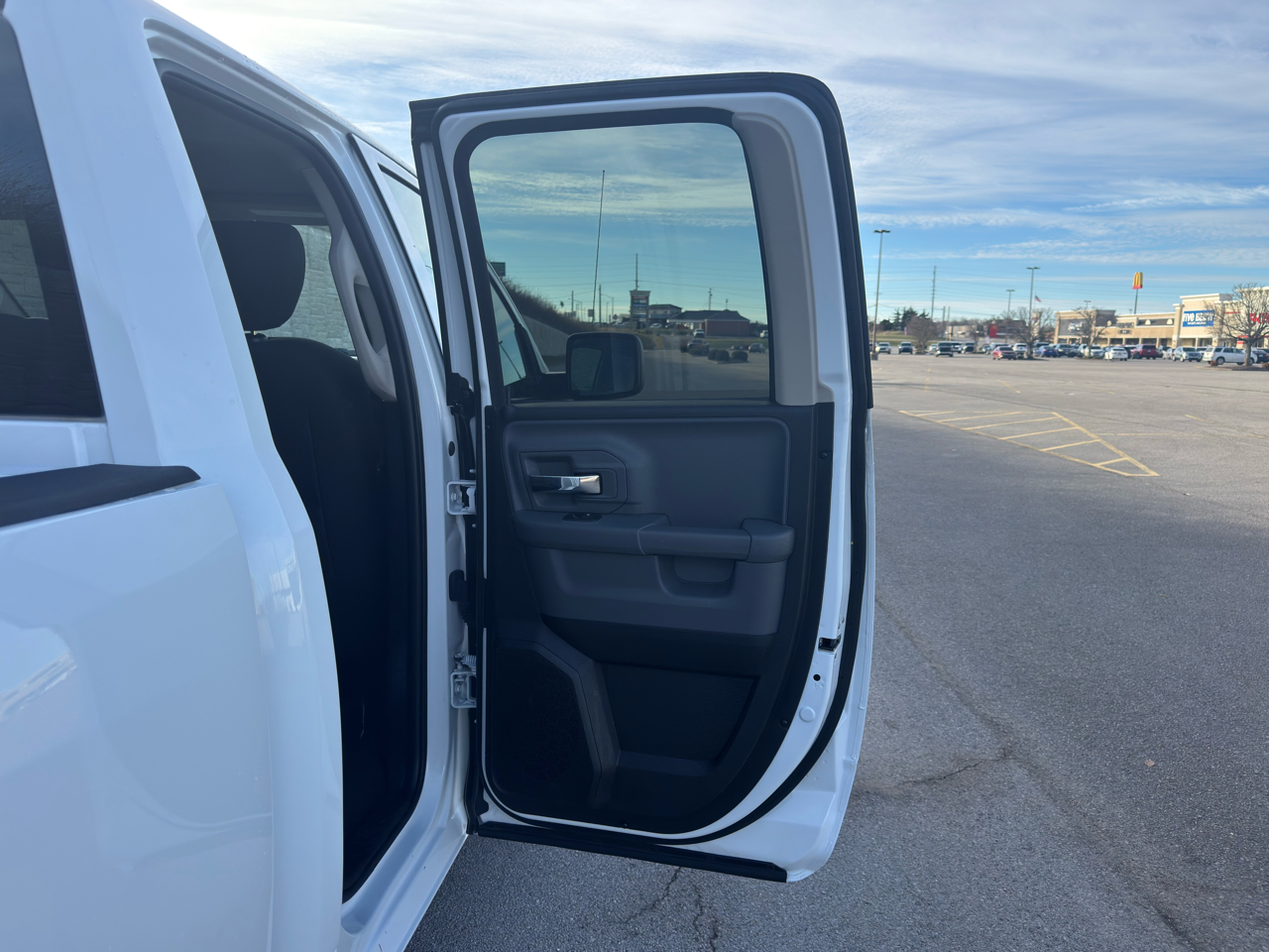 RAM 1500 Classic  2024